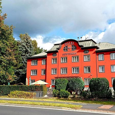 Active & Wellness Hotel Subterra Ostrov  Exterior photo