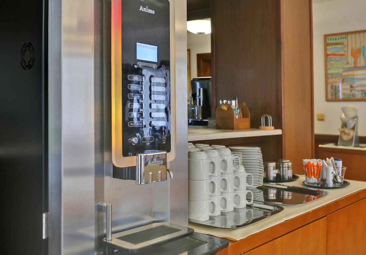 Active & Wellness Hotel Subterra Ostrov  Exterior photo